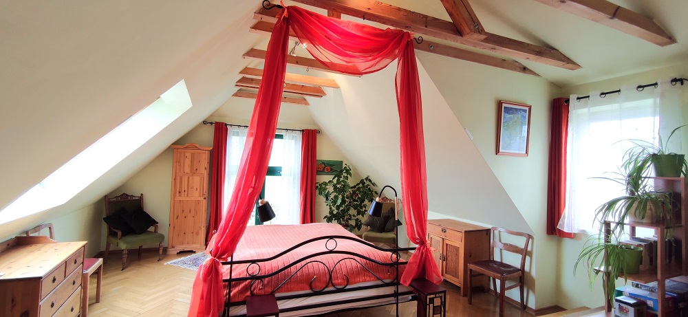 Ferienwohnung Villa Grieß Wohnschlafzimmr Doppelbett